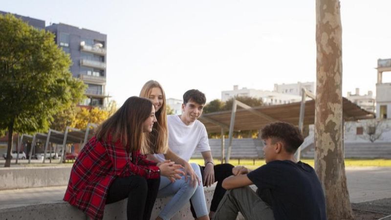 El mat� de R�dio 4 - Tres de cada quatre joves de Barcelona parlen en castell� mentre fan esport i activitats de lleure - El mat� de R�dio 4 | Escoltar