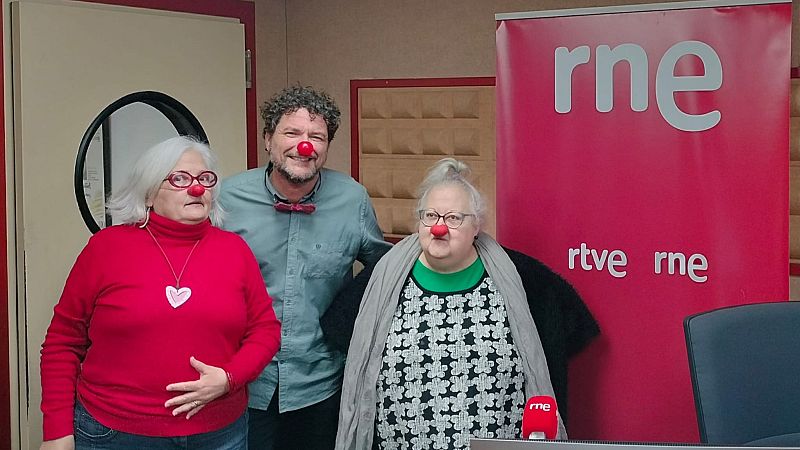 Mujeres que rompen moldes, Carmen  y Victoria payasas que regalan sonrisas - 06/03/26 - ESCUCHAR AHORA