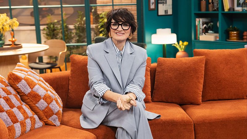 L'Entrellat - Silvia Abril i la pol�mica dels Goya: "Tinc la capacitat i l?edat per tirar-m?ho a l?esquena" - L'Entrellat | Escoltar