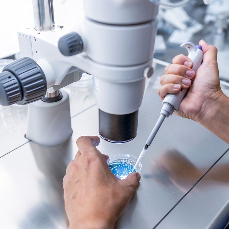 Infertilidad y sus consecuencias: años de espera, frustración, culpa y violencia obstétrica - Andalucía Informativos | Escuchar