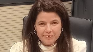 Dialenguando con Lola Pons: las primeras voces de mujer en nuestra lengua