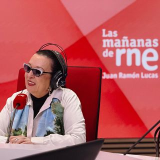 Martirio homenajea a la cantante cubana Marta Valdés