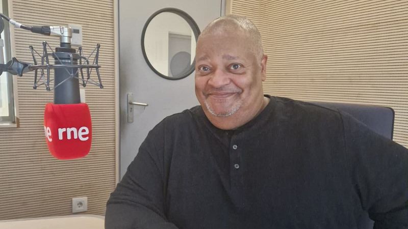 Lance Tooks - Desde esta orilla | Escuchar