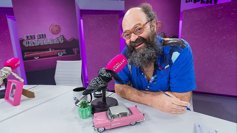 Ignatius Farray, primer beso y "fascismo" musical | Las del Cadillac (2x03) - Las del Cadillac. El podcast | Escuchar