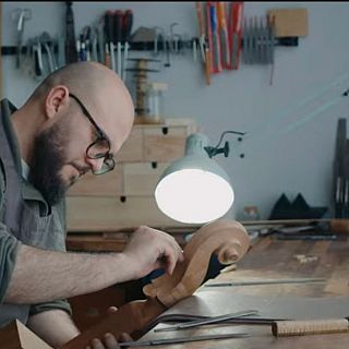 Santiago - Un violonchelo lleno de historias