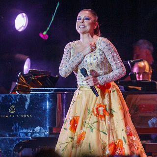 Isabel Pantoja, la penúltima folclórica, con Álex Ander