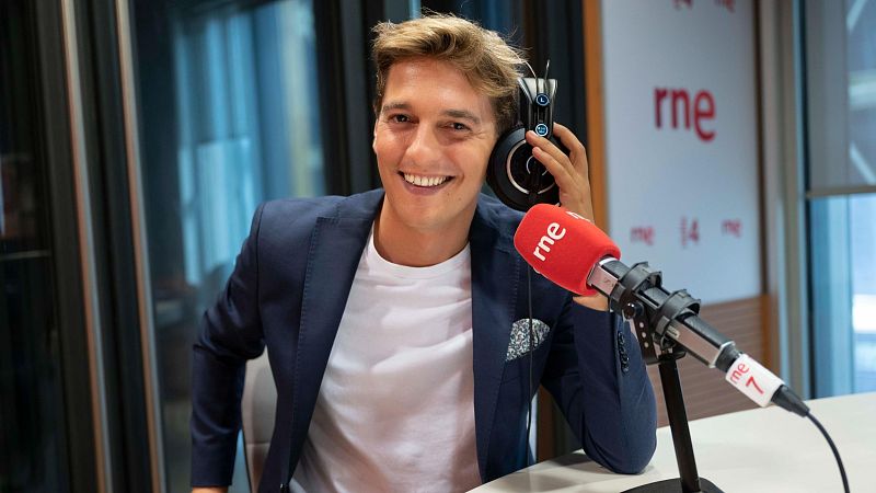 Tercera hora: Coti visita el Xavifòrnia. I Victor de la fuente presenta l'obra "Ya me has tocado el cuento" - Xavifòrnia | Escoltar