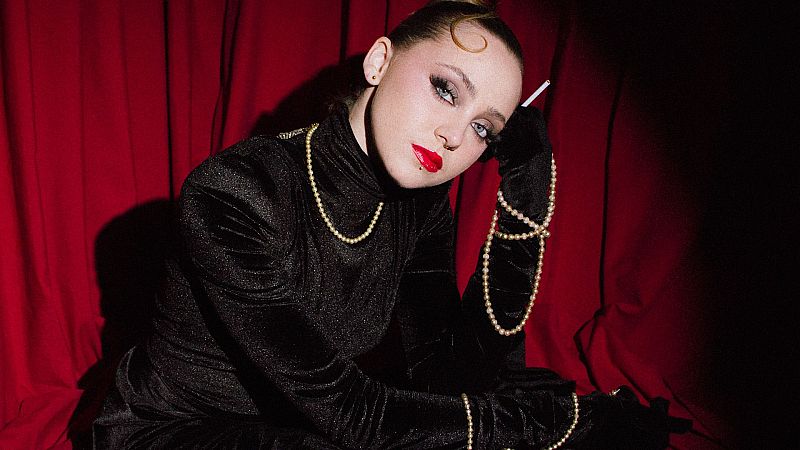 Frank T presenta - MICRO EN ON. Molly nos presenta Bastet - 11/03/26 - Frank T presenta | Escuchar