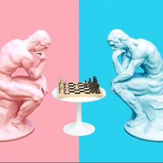 Duelo de titanes: Heráclito vs. Parménides