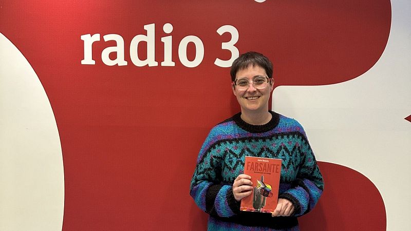 Efecto Doppler - 'Farsante': el nuevo expediente de Andrea Momoitio - 13/03/26 - Efecto Doppler | Escuchar