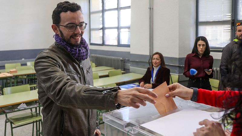 Llamas (Podemos-Alianza Verde): "Los resultados han sido muy malos" - Las mañanas de RNE | Escuchar