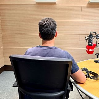 Jota: "Mis hijos me llaman para que les saque de allí"