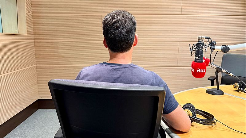 Al margen de la ley - Jota: "Mis hijos me llaman para que les saque de allí" - Escuchar ahora