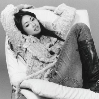 Beabadoobee ft The Marías, Bunbury, The Animeros y Robyn