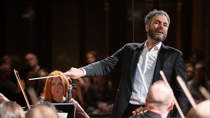 La taberna del puerto - Josep Vicent y ADDA Simfònica: un proyecto consolidado - 18/03/26 - La taberna del puerto | Escuchar