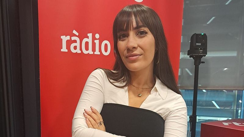 Bon dia i bona sort - El dispositiu policial Bar�a-Newcastle des de dins - Bon dia i bona sort | Escoltar