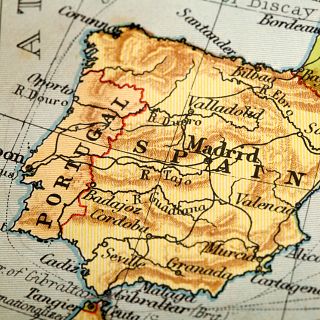 Moradia é desafio ibérico para consolidar Constituições 