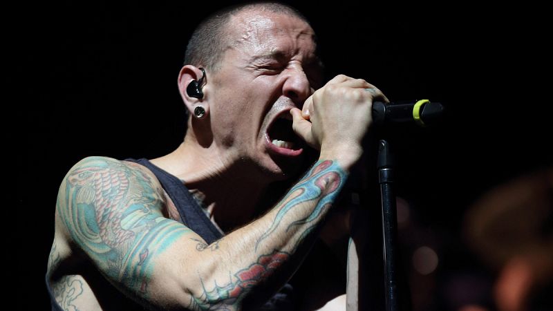 Tal día como hoy - Chester Bennington - Escuchar ahora