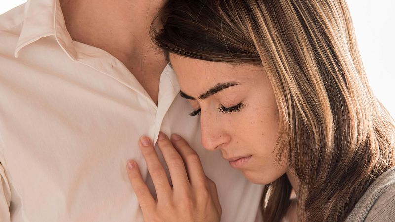 Arantxa Coca segons diversos estudis: "l?aferrament emocional amb un ex pot durar fins a deu anys" - Xavif�rnia | Escoltar