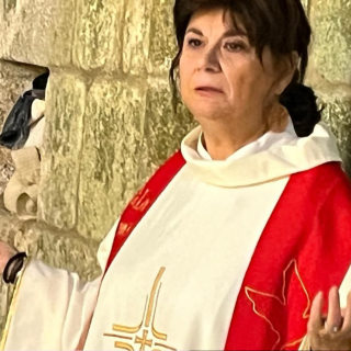 3H ? Mujeres sacerdotes y m�sica religiosa