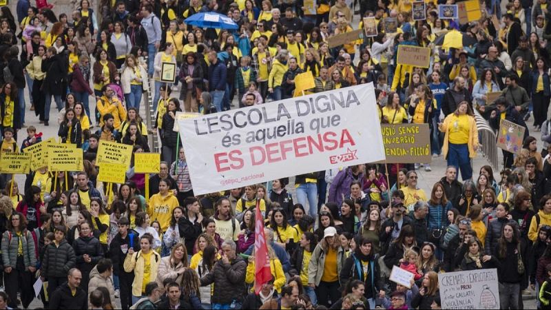 El mat� de R�dio 4 - Iolanda Segura, USTEC: "Si el govern no s'asseu a negociar no acabarem el curs" - El mat� de R�dio 4 | Escoltar