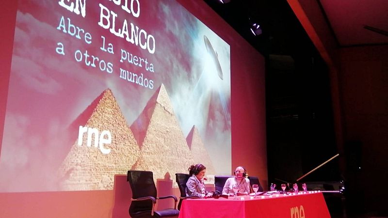 Espacio en blanco - Misterios desde el paraninfo (parte 1) - 22/03/26 - Espacio en blanco | Escuchar