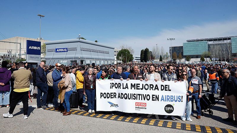 Cerca de mil trabajadores de Airbus exigen mejoras salariales - Castilla-La Mancha Informativos | Escuchar