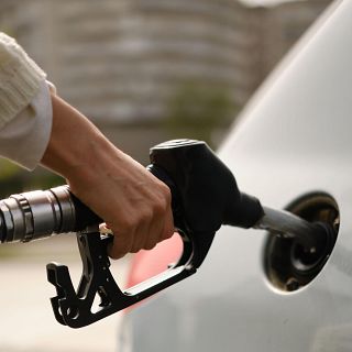 FACUA denuncia que una quarta part de benzineres no ha repercutit la baixada de l'IVA a les benzineres