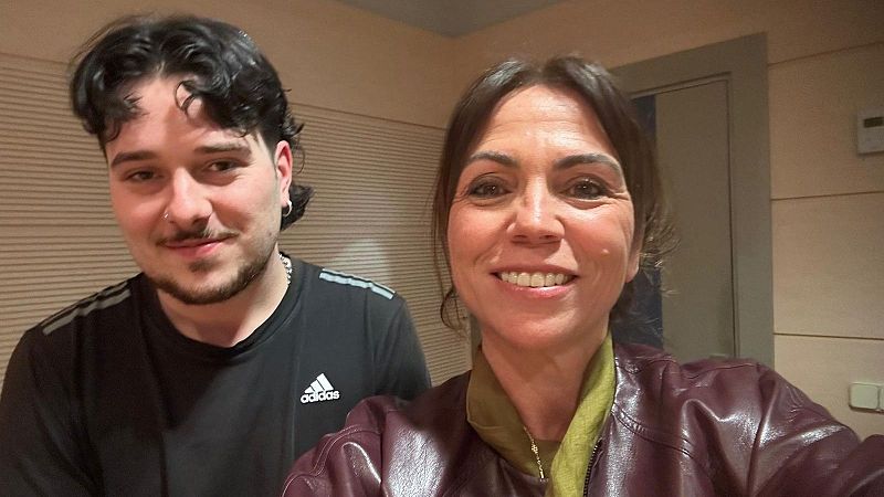 Libros de arena - Israel Merino y 'Epifanía' - Escuchar ahora