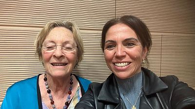 Libros de arena - Soledad Pu�rtolas y 'En el camping' - Escuchar ahora