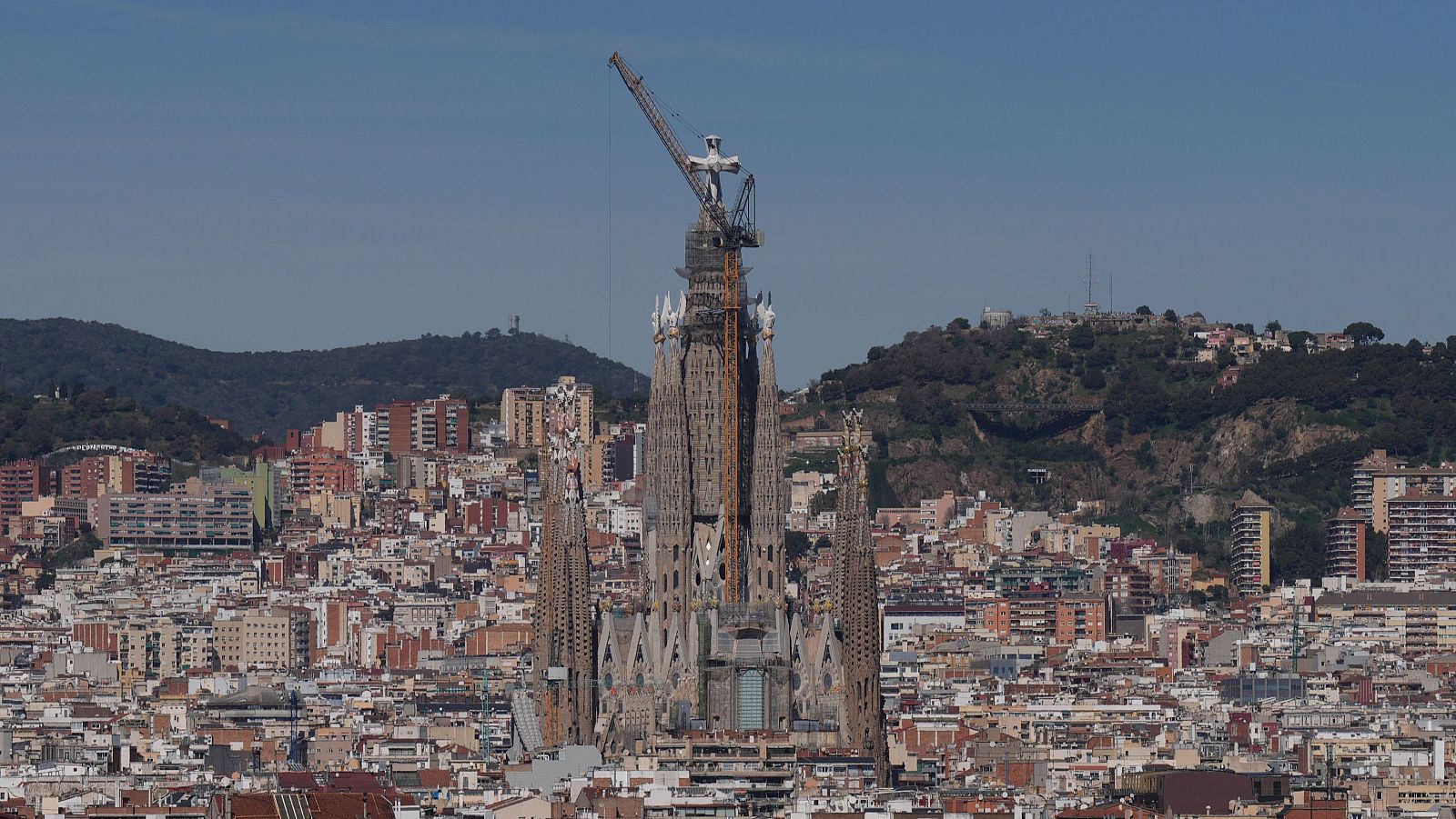 Sagrada Familia: acord proper per reallotjar els afectats | Escoltar