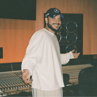 marquitos deixa el seu passat com ODDLIQUOR i presenta "Alma de Cántaro"