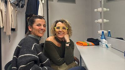 Con ellas. Mujeres que cuentan - Rebeca Mart�nez Hernando: una actriz de teatro y audiolibros - 01/04/26 - Escuchar ahora