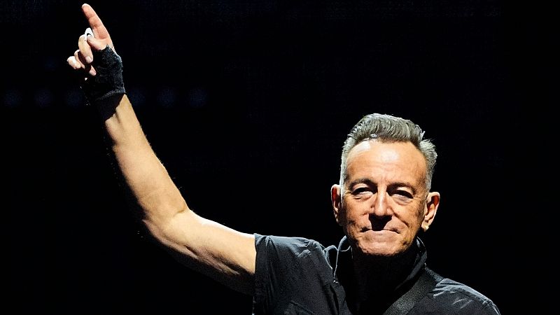 El Pla B - Entrevista amb Leticia Asenjo - La secci� d'Ignacio Rigau: ser molt fan de Bruce Springsteen pot arribar a ser hortera - El pla B | Escoltar