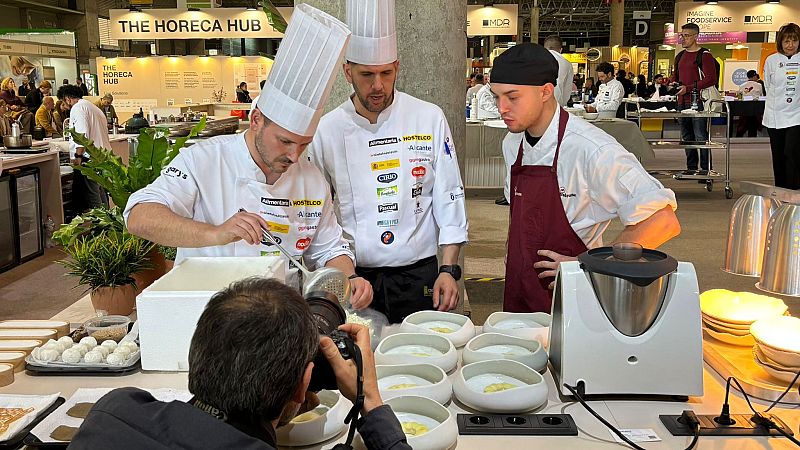 El mat� de R�dio 4 - Vivim en directe el concurs Cuiner i Cambrer de l?any - El mat� de R�dio 4 | Escoltar