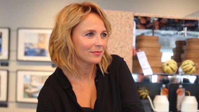 L'Entrellat - Carolina Ferre s'enfronta a "La Travessa" amb Nerea Sanfe - L'Entrellat | Escoltar