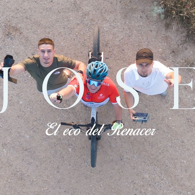 'Jose, el eco del renacer', el documental dirigido por Javier Esteban e Iván Bravo, narra la historia de superación de Jose Morilla que perdió 100 kilos - Las mañanas de RNE | Escuchar