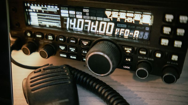 Memoria de delfín - Radioaficionados: 32.000 en España, casi cuatro millones en todo el mundo - Escuchar ahora