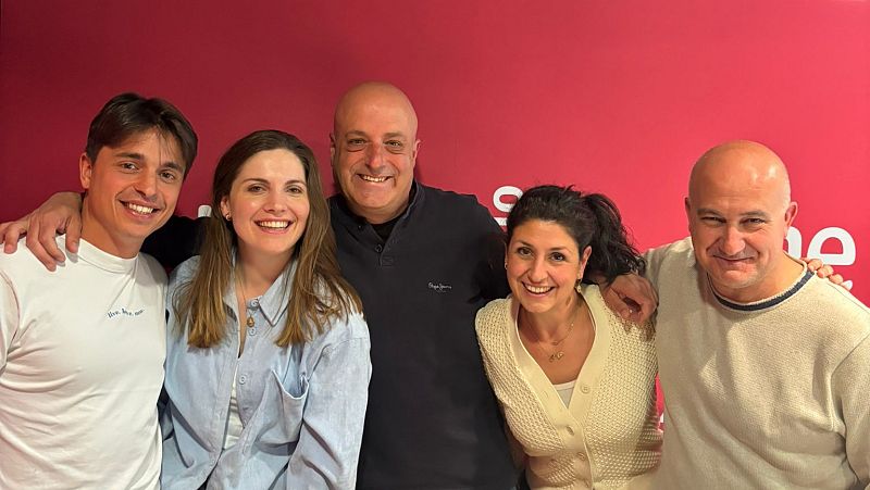 El mat� de R�dio 4 - Els savis consells de la Marta Tips i bona m�sica en directe amb Cesc Sansalvad� - El mat� de R�dio 4 | Escoltar