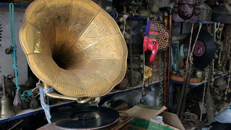 Mil mundos en Radio 5 - Indian talking machine, part 2 - 03/04/26 - Escuchar ahora