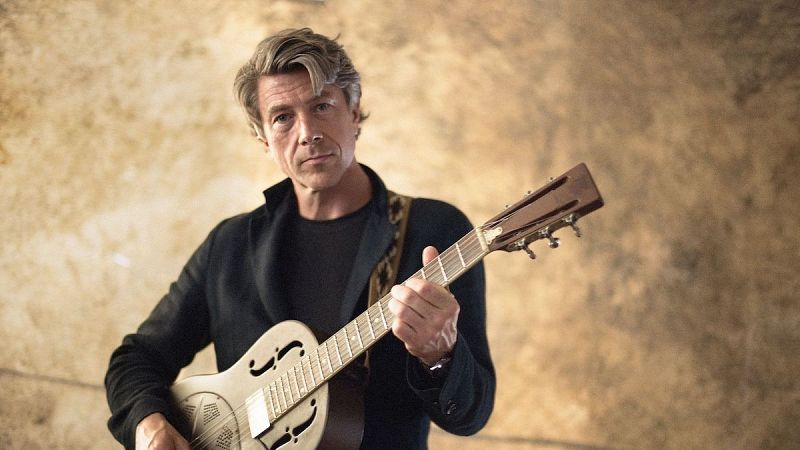 Sin rodeos - Luke Winslow-King se inspira en Cádiz para su nuevo disco - 02/04/26 - Escuchar ahora