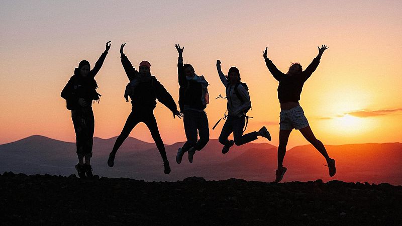 Bon dia i bona sort - Els viatges en grup: a problemes, solucions - Bon dia i bona sort | Escoltar