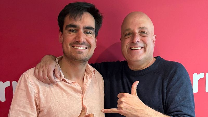 Lo Pau de Ponts s'ha afrancesat i ens interpreta una can�� de George Moustaki - El mat� de R�dio 4 | Escoltar