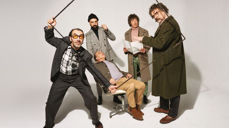 Rebem el grup uruguaià ‘Cuarteto de Nos’ per presentar el seu tour ‘Puertas’ i el seu rock carregat d'ironia i veritats incòmodes - Xavifòrnia | Escoltar