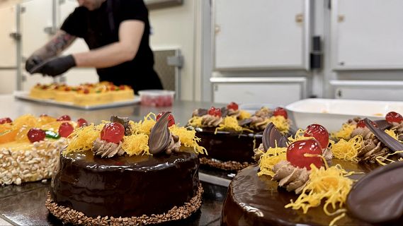 Tradici� i modernitat a les mones de Pasqua