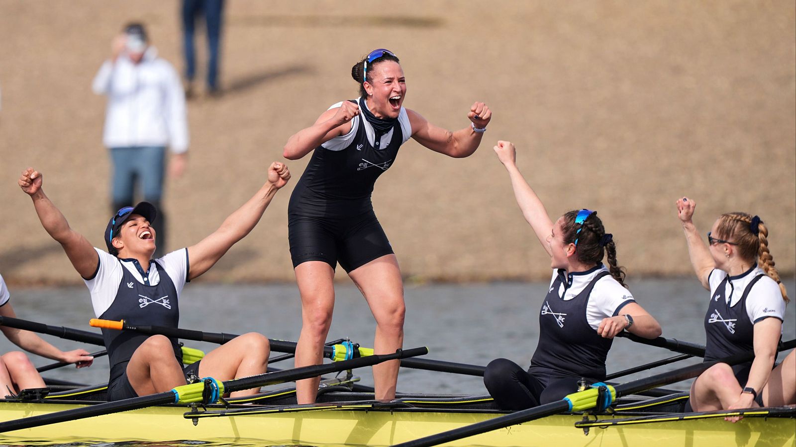 Esther Briz, la española que ha ganado con Oxford la histórica regata del Támesis | Escuchar