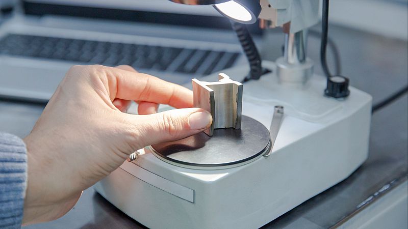 Respuestas de la Ciencia - ¿Qué es el envejecimiento acelerado en los materiales? - 10/04/26 - Escuchar ahora