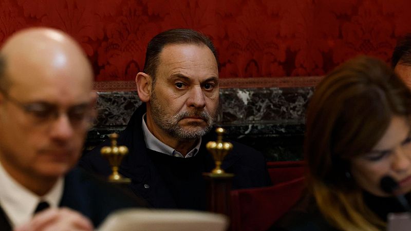 Juicios mediáticos, tiempos desiguales y riesgo de sentencias contradictorias - Las mañanas de RNE | Escuchar