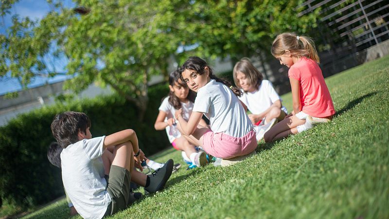 El mat� de R�dio 4 - L'amena�a de no fer col�nies ni sortides ja �s una realitat a diverses escoles de Catalunya - El mat� de R�dio 4 | Escoltar