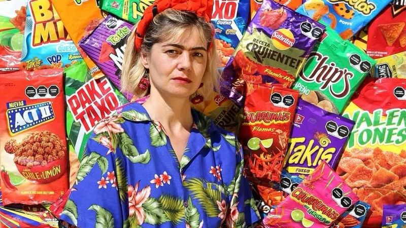 María Moldes nos presenta 'Güera', su nuevo proyecto fotográfico - El ojo crítico | Escuchar